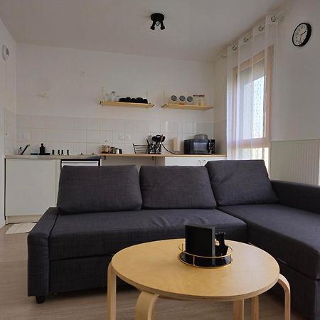 Studio Entre Paris Et Disney Appartement Bussy-Saint-Georges Buitenkant foto